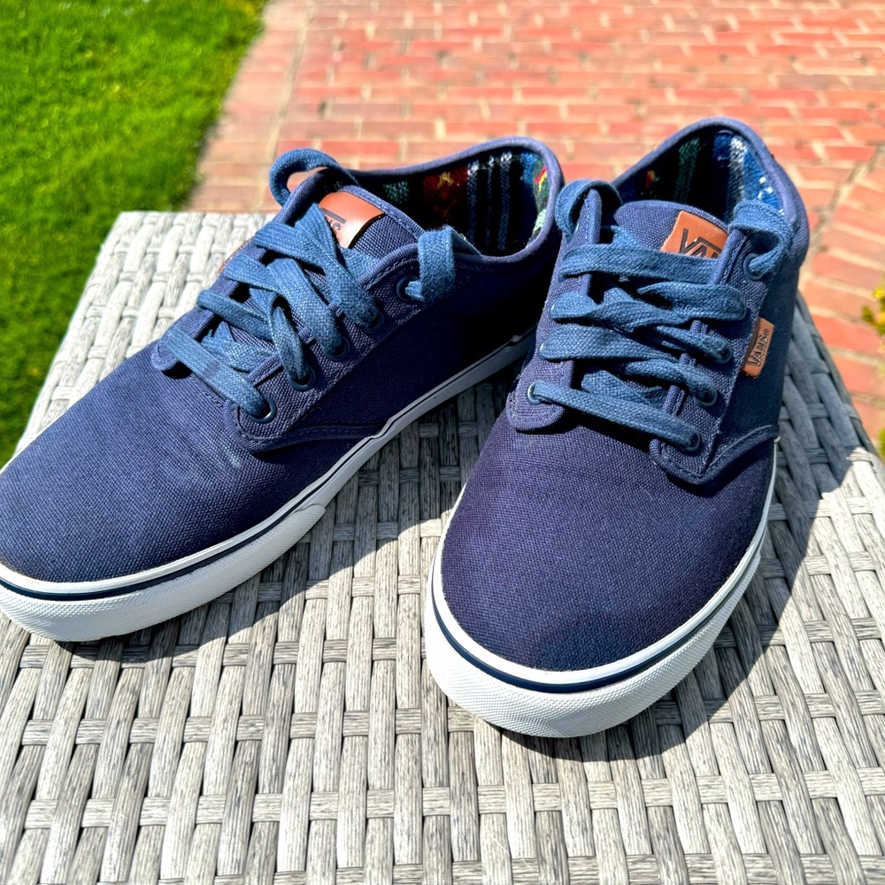 Men’s Vans Size 10, like new!